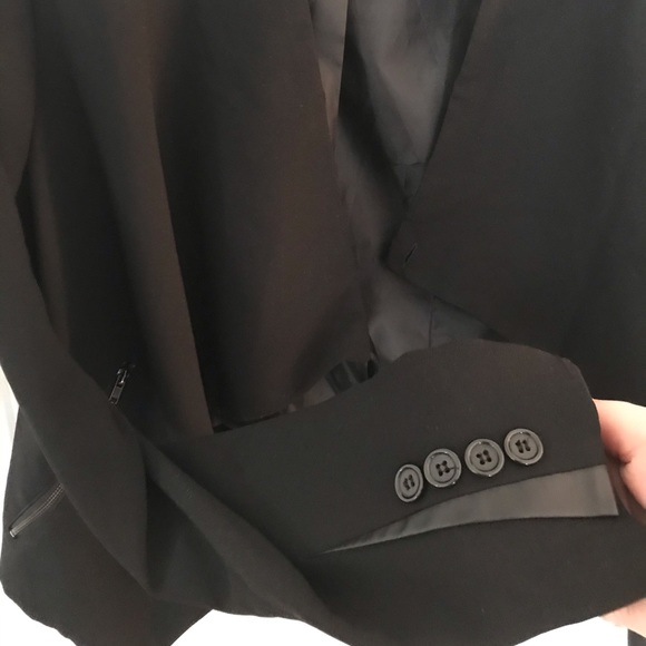 Asymmetric front blazer - Picture 4 of 6